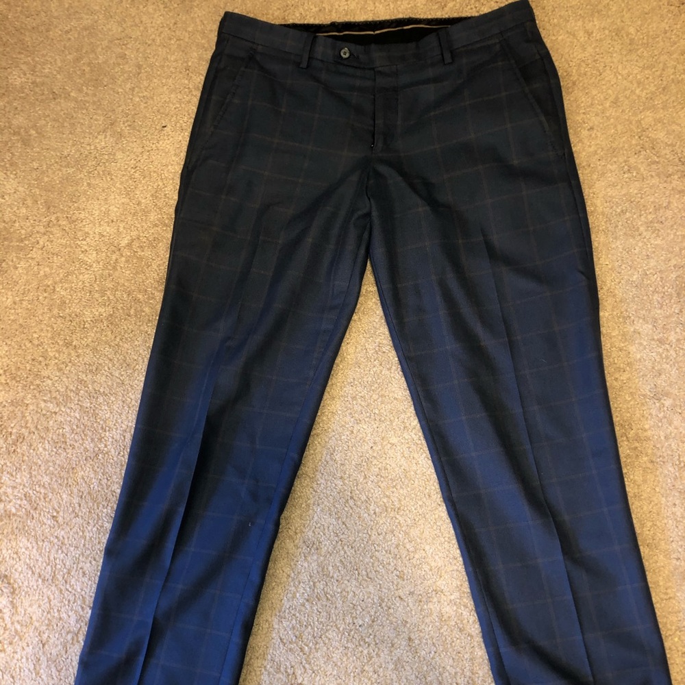 Sarar Interview suit (Jacket & Pants) - Picture 8 of 8